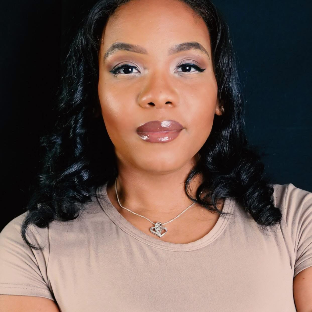 a45ac4e2-43cb-45b9-b9c8-a8846aab21ab – Jaima Saunders